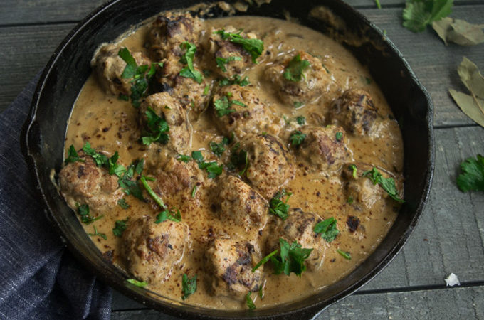 One pan meatballs with cashew cream sauce