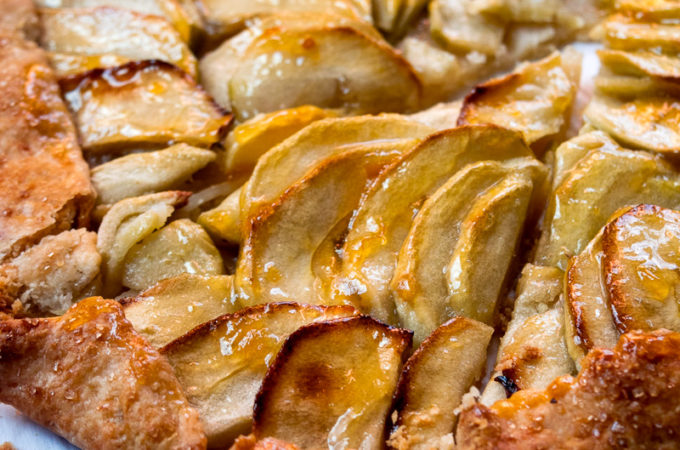 Rustic French style apple tart (Galette)