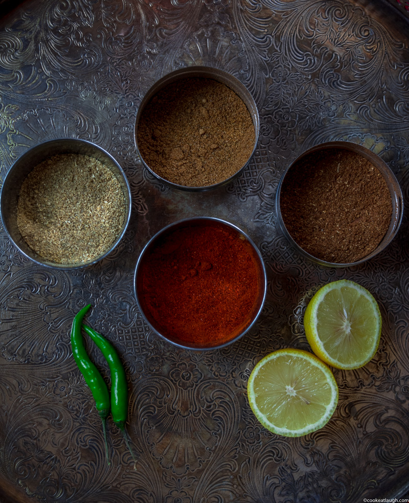 Aloo keema--a dish made of spiced and minced turkey, simmered with potatoes and peas! |www.cookeatlaugh.com