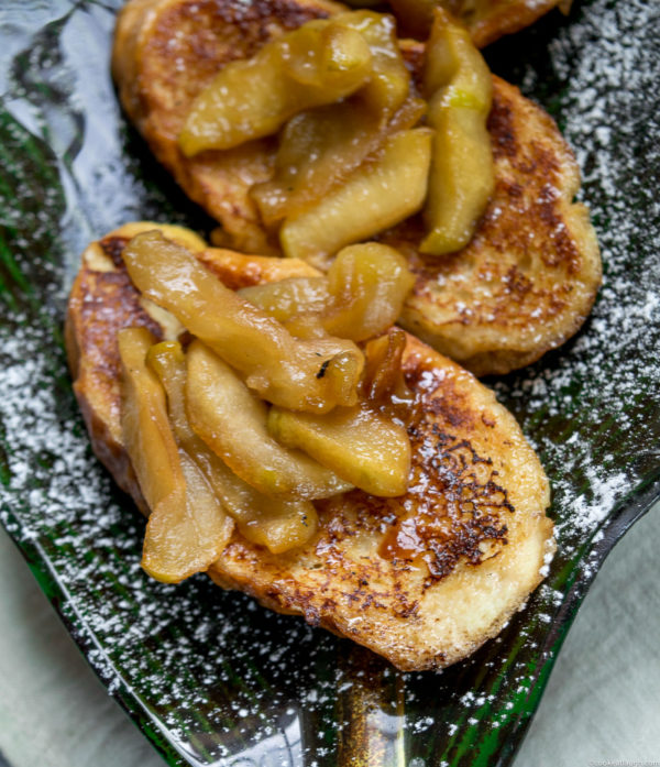 Caramalized apple french toast 
