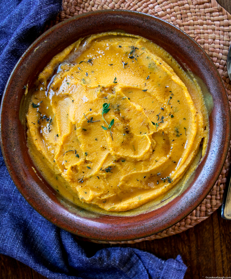 Sweet Potato & cauliflower mash with brown butter—a perfect savory side dish for thanksgiving and a great healthy alternative to mash potatoes. |www.cookeatlaugh.com--6
