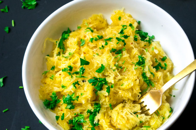 Lemon Garlic Spaghetti Squash