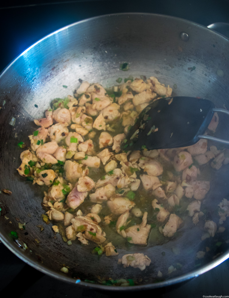 Healthy chicken cauliflower fried rice-2