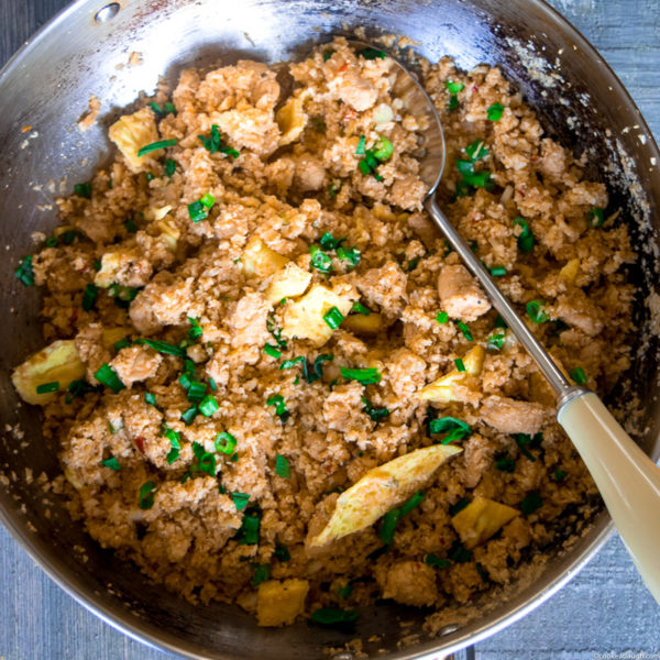 Healthy chicken cauliflower fried rice 