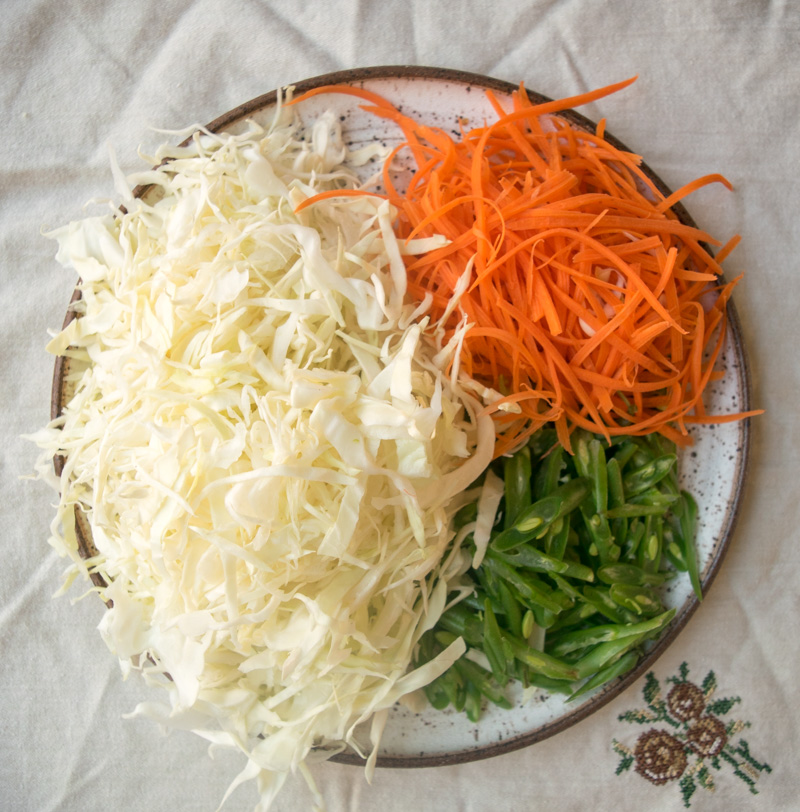 Indo-Chinese Vegetable Stir-fry noodles-1